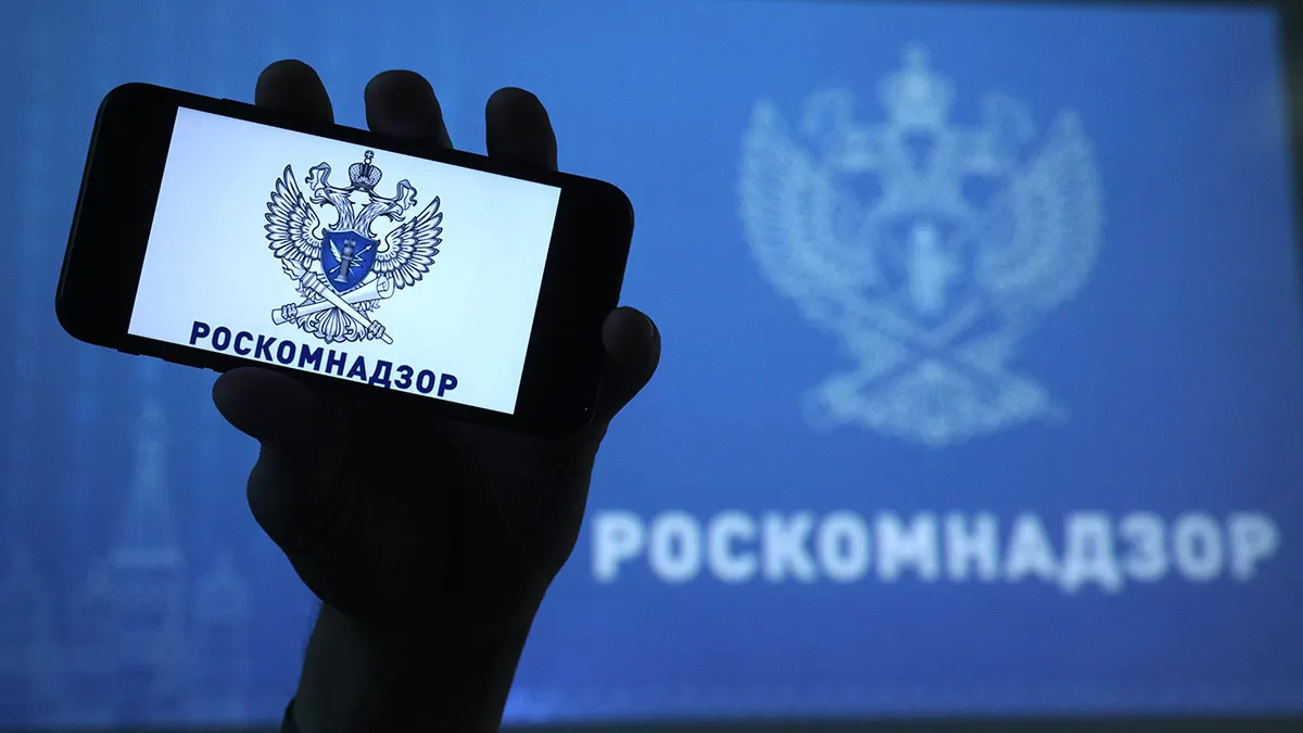 Роскомнадзор ограничил доступ к сайту независимого издания о социальных проблемах; редакция называет решение надуманным и намерена продолжать работу внутри России. Ведомство не уточнило, какие публикации стали основанием для блокировки.