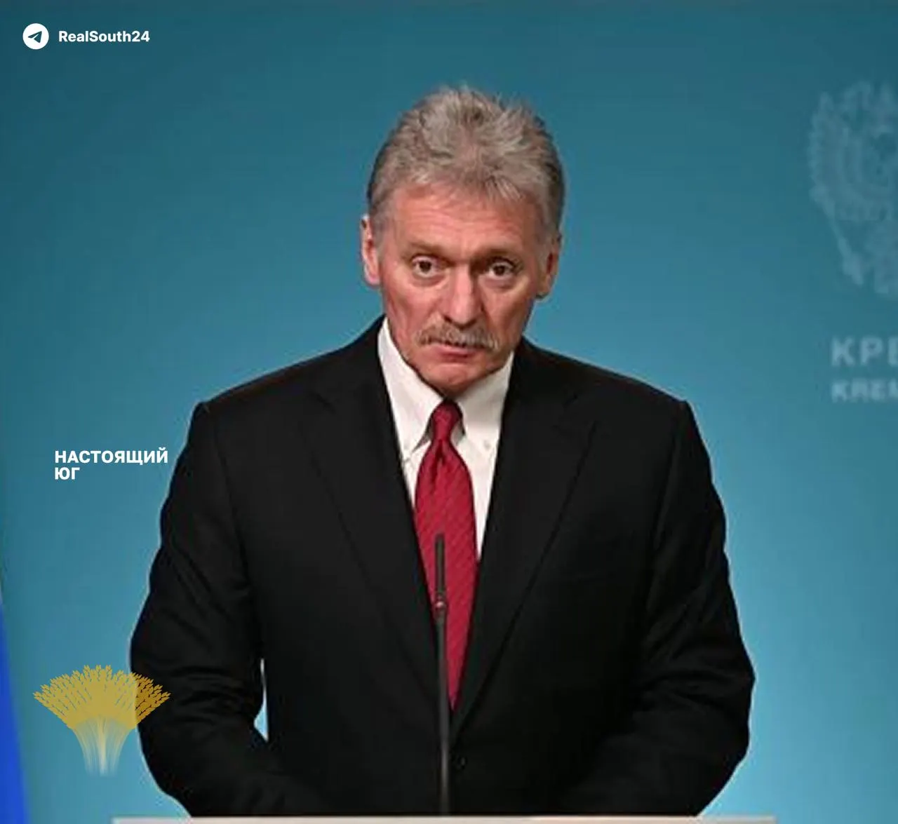 Песков заявил, что обеспечение топливом под контролем, хотя по оценкам из строя выведена четверть мощностей НПЗ. Правительство продлило запрет на экспорт бензина до 31 июля.