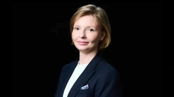 С 1 сентября владельцы доменов в зонах .ru, .рф и .su будут обязаны проходить идентификацию через портал Госуслуги. Новые требования затронут управление цифровыми активами компаний и заставят пересмотреть практики владения доменами.