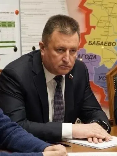 Сенатор Евгений Богомазов предложил закон, который ограничит возможность жильцов снижать тарифы на содержание и ремонт: голосовать на ОСС можно будет только за повышение, а установить плату ниже регионального минимума станет невозможно.