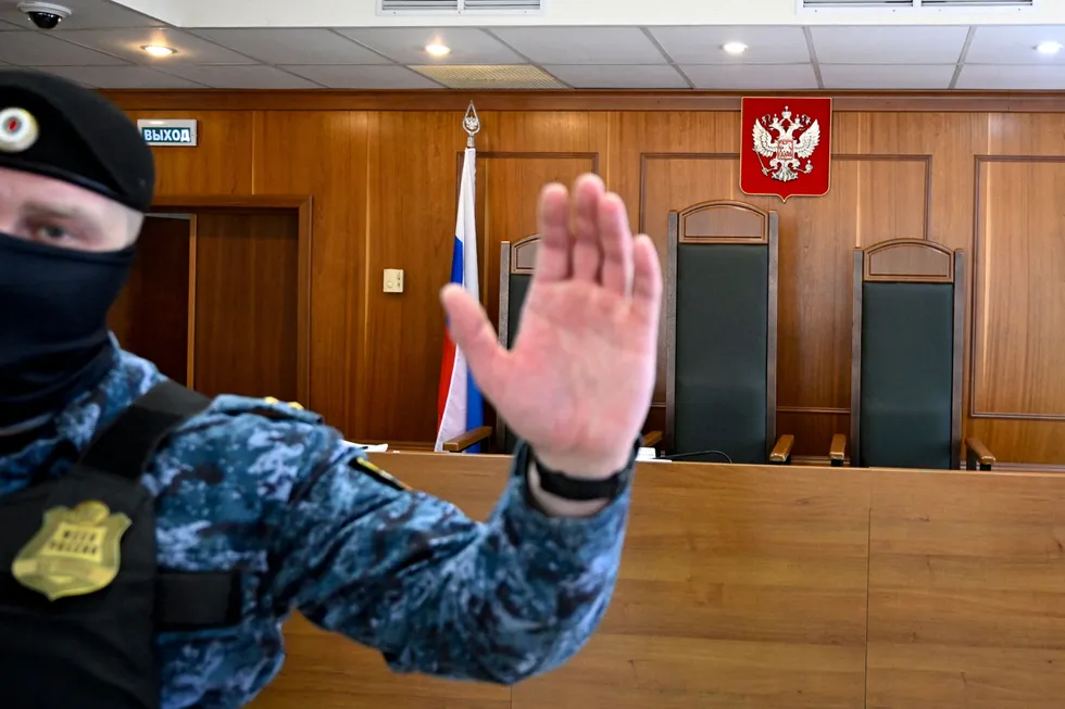 Судебный департамент прекратил публикацию общей статистики о судимости с 2005 года. Это лишает исследователей и общественность ключевого инструмента для мониторинга репрессий, военной мобилизации и изменений в практике судов.