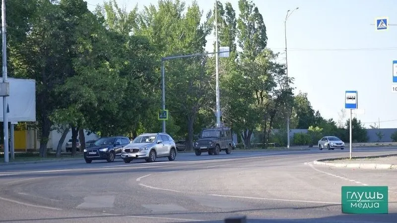 В рамках стратегии по повышению безопасности дорожного движения до 2030 года (с перспективой до 2036 года) предлагаются дополнительные медосвидетельствования и реабилитация для пьяных водителей, проверка знаний ПДД для лишённых прав и внесудебные блокировки сайтов с материалами, поощряющими нарушение правил.