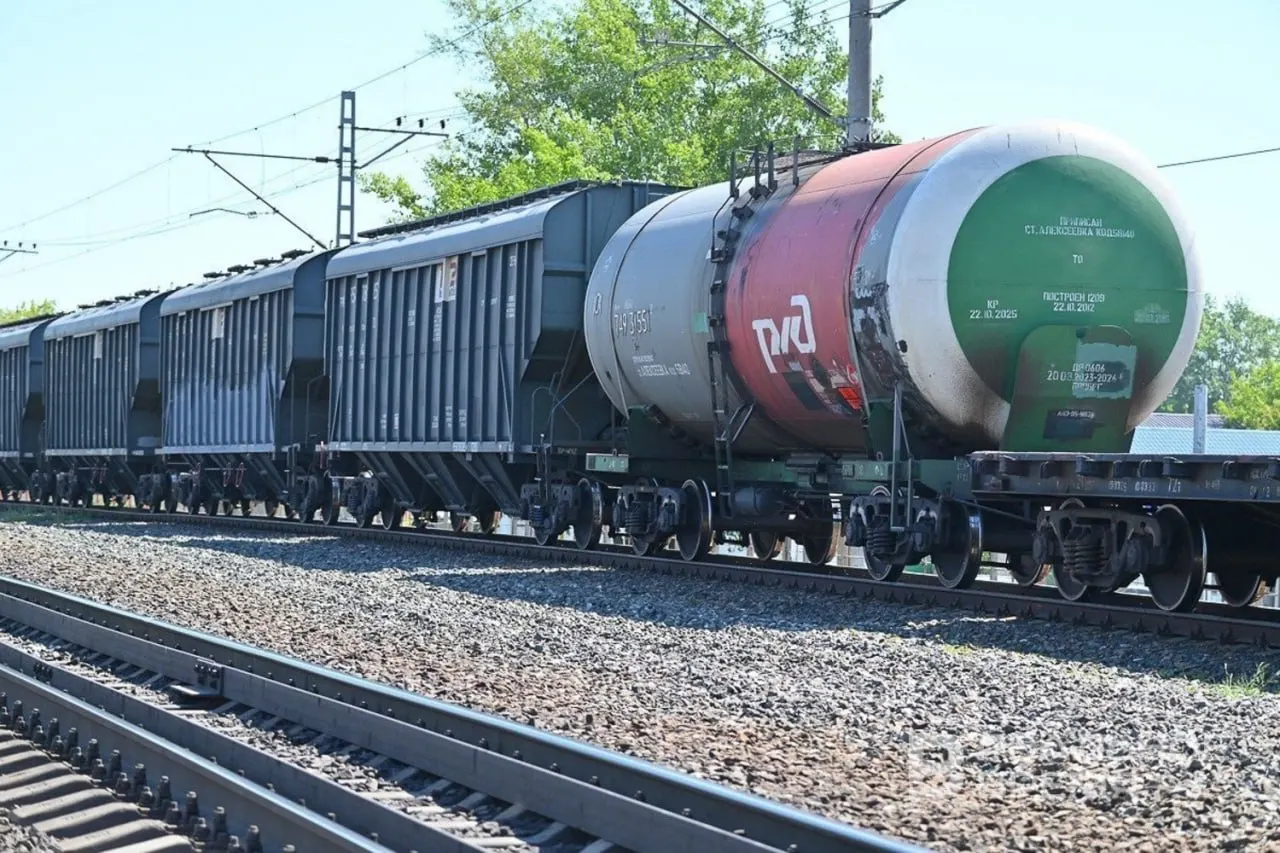 Штаб будет обеспечивать стабильный приём нефтяных грузов и особенно следить за поставками авиатоплива в аэропорты, чтобы исключить дефицит.