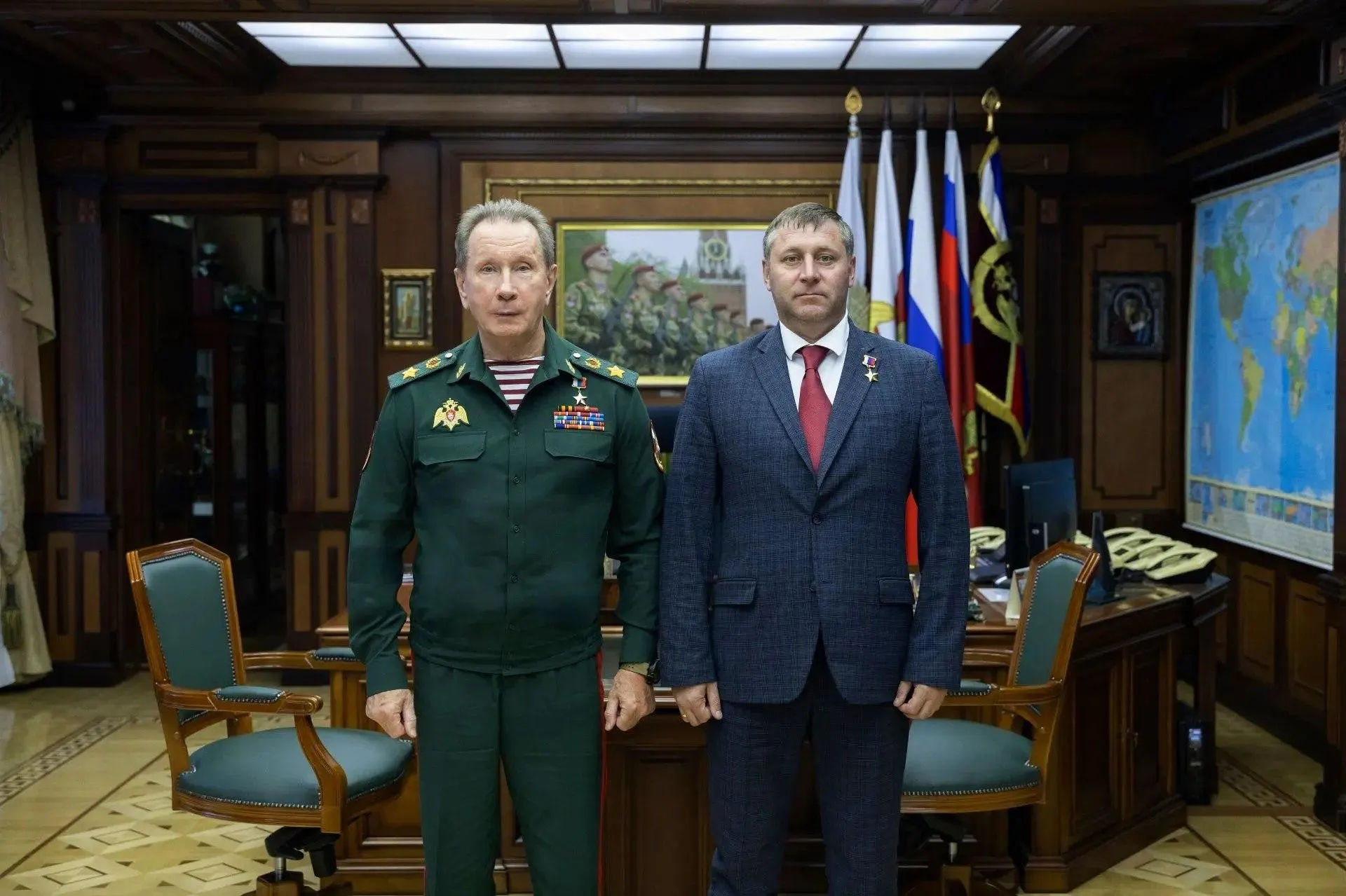 На встрече обсуждали взаимодействие региона с Росгвардией. Появлявшиеся сообщения о расформировании ГУП «Орлан» региональные власти и новый командир опровергли.