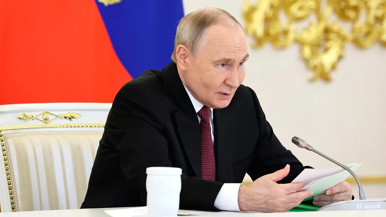 По паритету покупательной способности экономика России занимает 4-е место в мире и 1-е в Европе, отметил президент.
