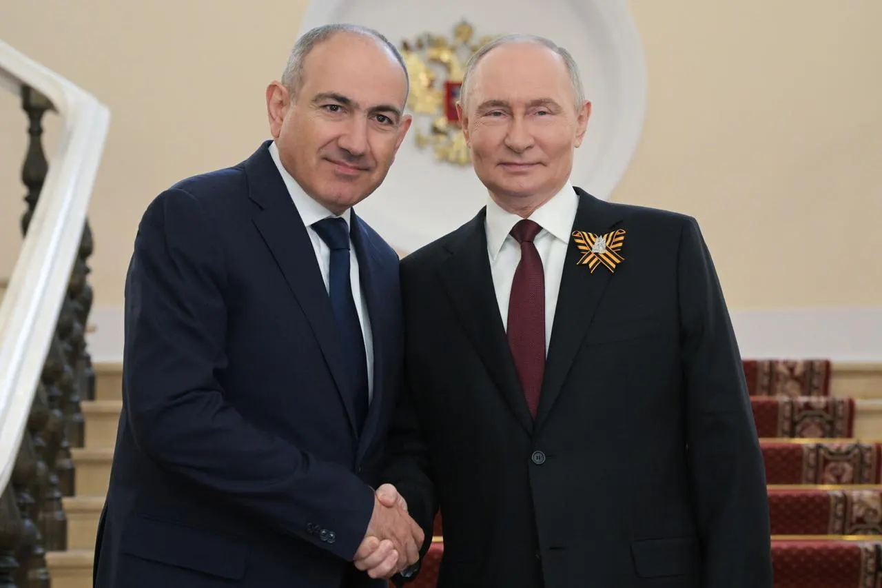 Премьер-министр Армении обратился к президенту России с просьбой устранить введённые ограничения на ввоз армянской продукции, которые, по его мнению, противоречат двусторонним соглашениям и нормам ЕАЭС.
