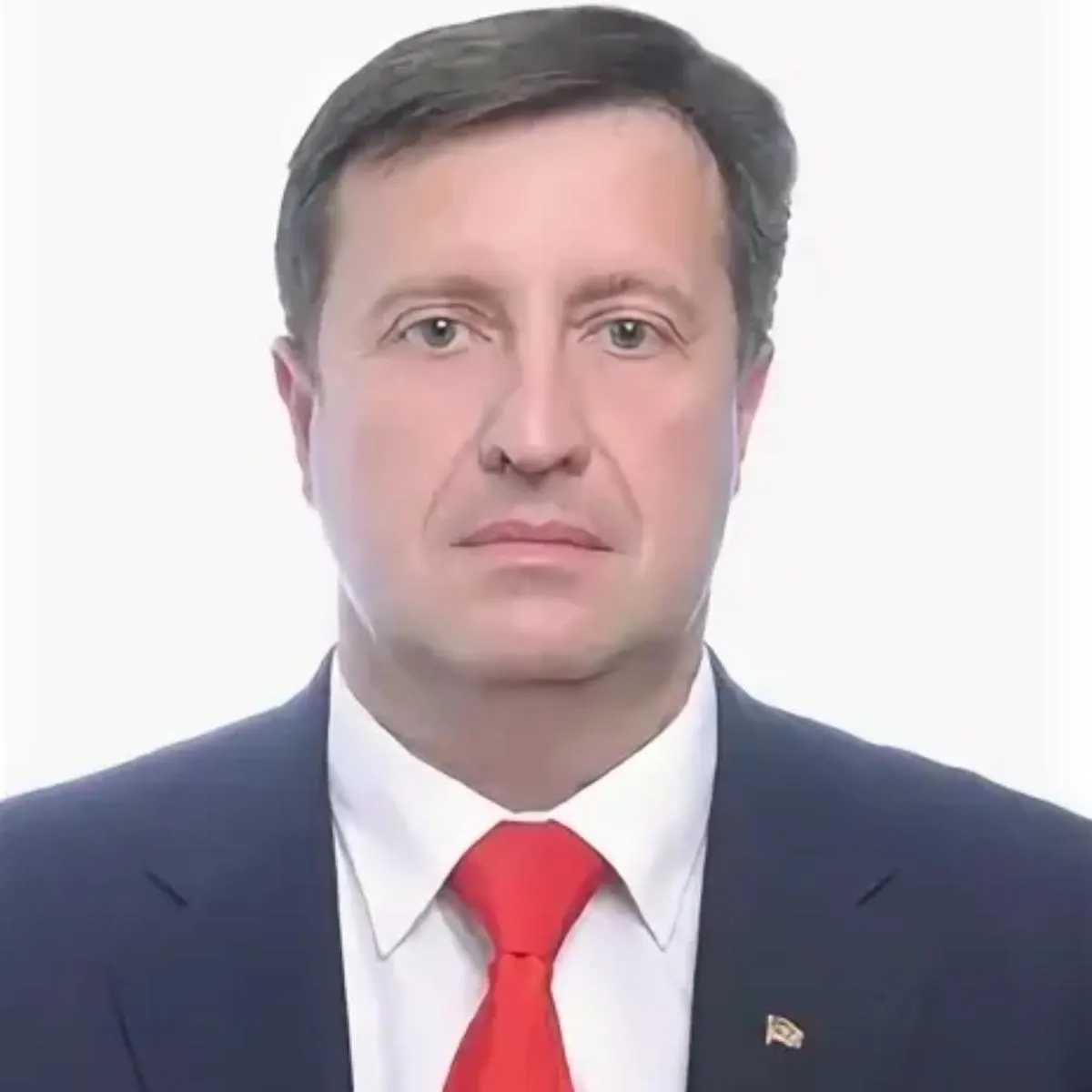 21 июля в Белгороде дрон поразил автомобиль на заправке; от полученных ранений скончался секретарь городского отделения КПРФ Александр Логвинов.
