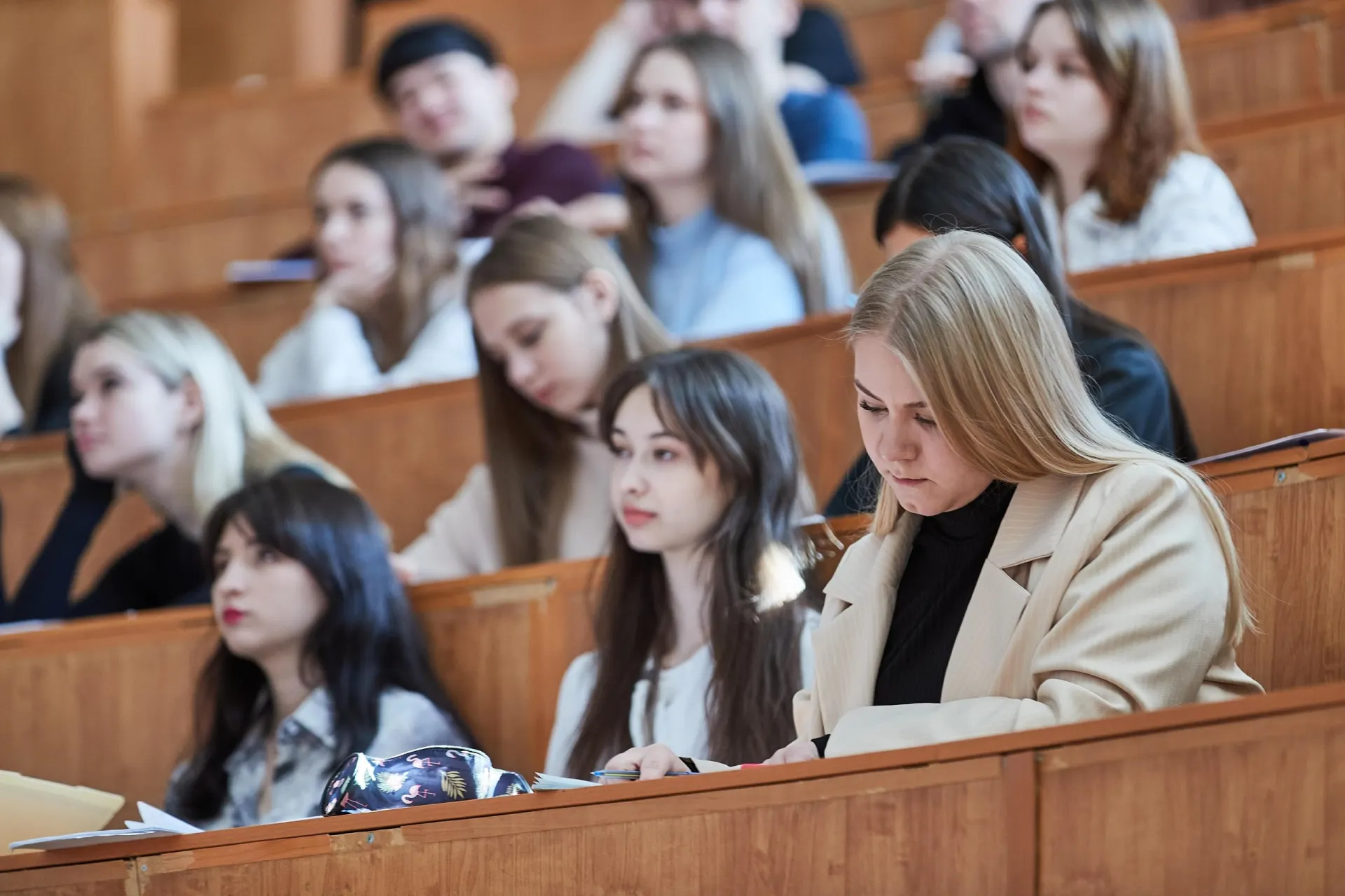 По новым правилам студентов целевого обучения теперь могут отчислить в любой момент; вместо штрафов вводятся компенсации.