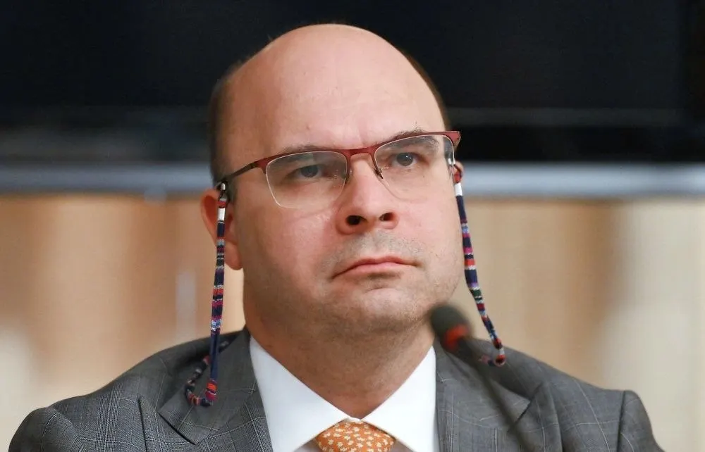 Заместитель председателя Банка России Алексей Заботкин заявил, что действие о заморозке вкладов граждан исключено при любых сценариях, успокаивая опасения о возможных ограничениях доступа к средствам.