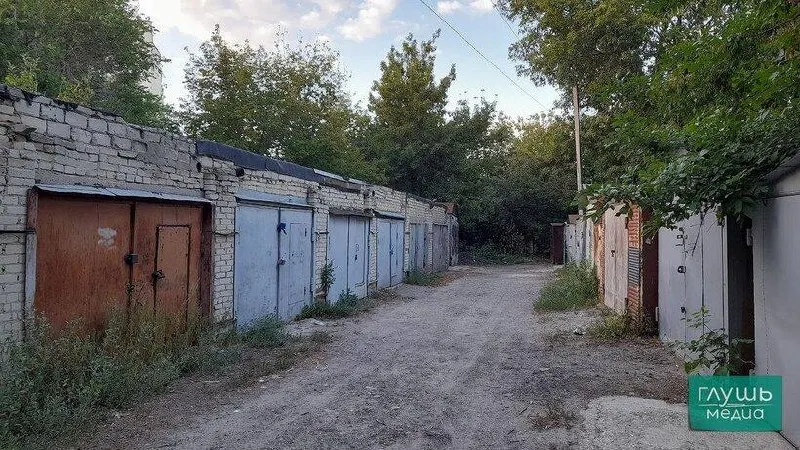 Госдума решила продлить упрощённую процедуру оформления земельных участков под гаражами и самих гаражей ещё на пять лет; за время амнистии зарегистрировали 746 тысяч объектов.