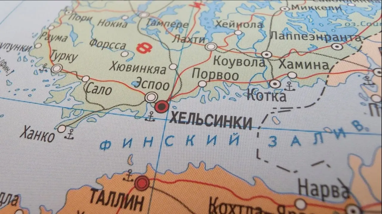 С 1 июля Россия увеличила таможенные пошлины на железнодорожные перевозки в Финляндию в восемь раз. Поставки удобрений стали убыточными и могут остановиться в ближайшие недели, что усугубит проблемы финского сельского хозяйства.
