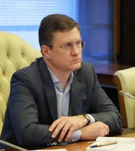Зампред правительства Александр Новак на совещании 7 июля обозначил риски перебоев с поставками топлива в Иркутской и Забайкальском регионах и поручил усилить мониторинг, координацию и оперативные меры по недопущению локальных сбоев.
