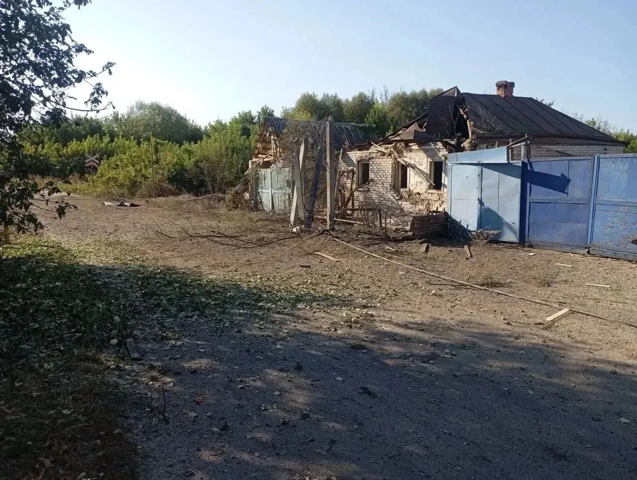 В Белгородской области зафиксированы тяжёлые последствия обстрелов: погибло три человека, ранено девять.