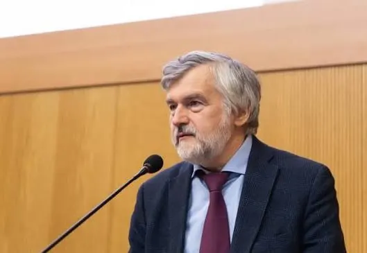 Главный экономист ВЭБа Андрей Клепач уволен после появления сведений о технологическом и экономическом отставании страны.