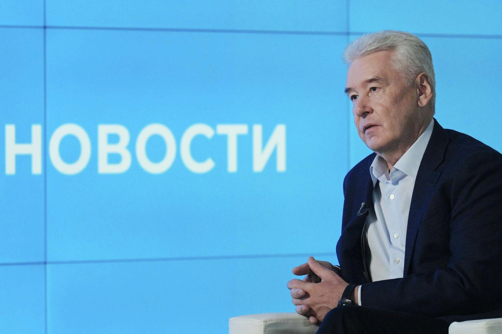 Мэр Москвы заявил о недопустимости призывов к мобилизации экономики ради войны и подчеркнул ключевую роль мирной экономики для победы; в статье — комментарии парламентариев и экономические данные.