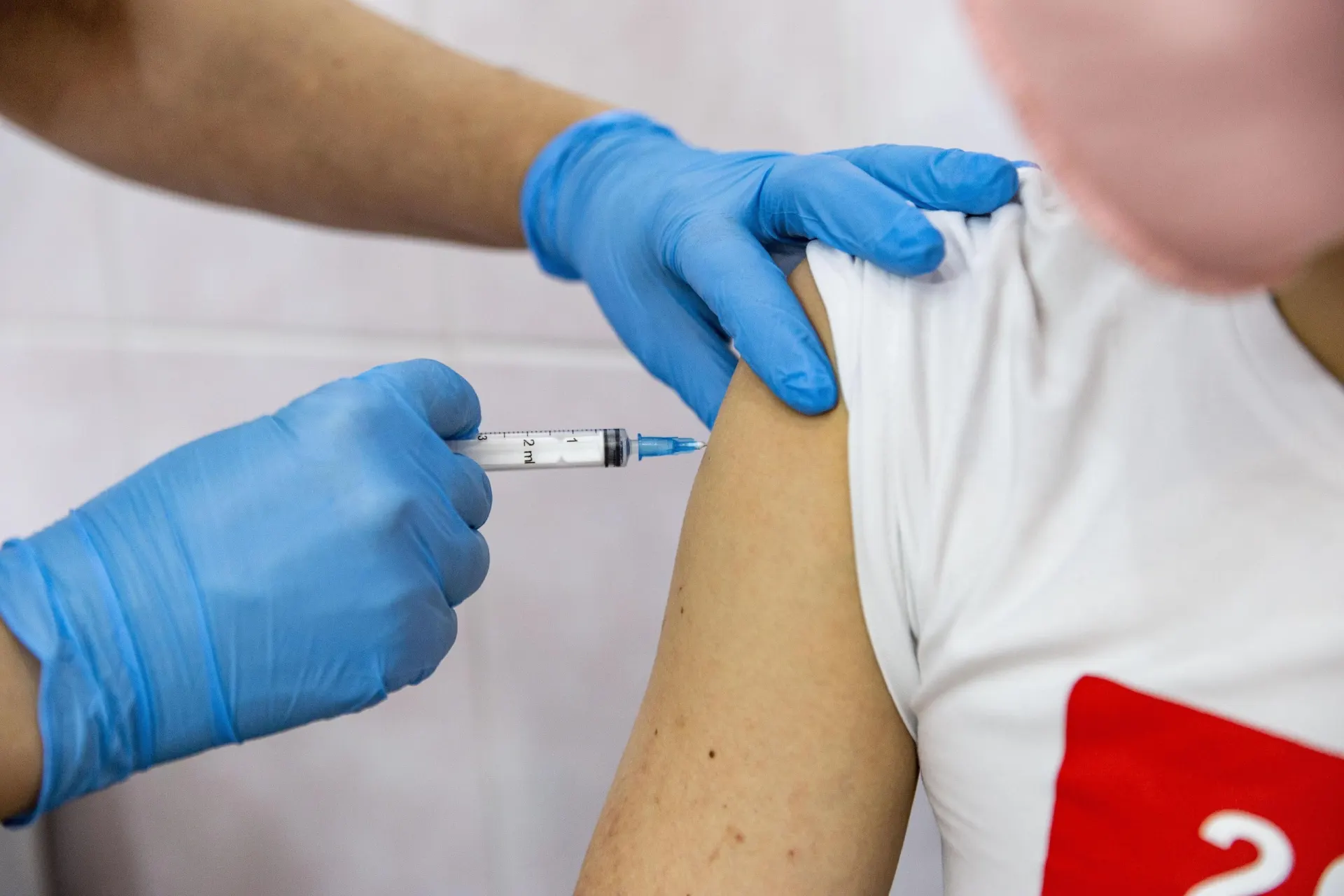 Минздрав объявляет о введении обязательной вакцинации и состава вакцин в обновлённом календаре прививок, который начнет действовать с 2027 года.