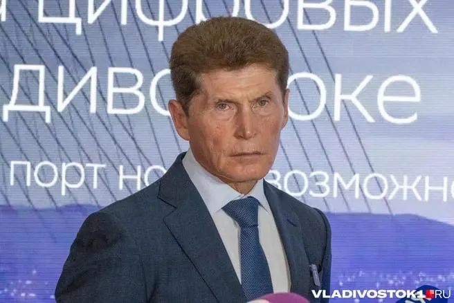 Госдума одобрила кандидатуру губернатора Приморья на пост полномочного представителя президента в Дальневосточном федеральном округе; голосование прошло открыто и единогласно.