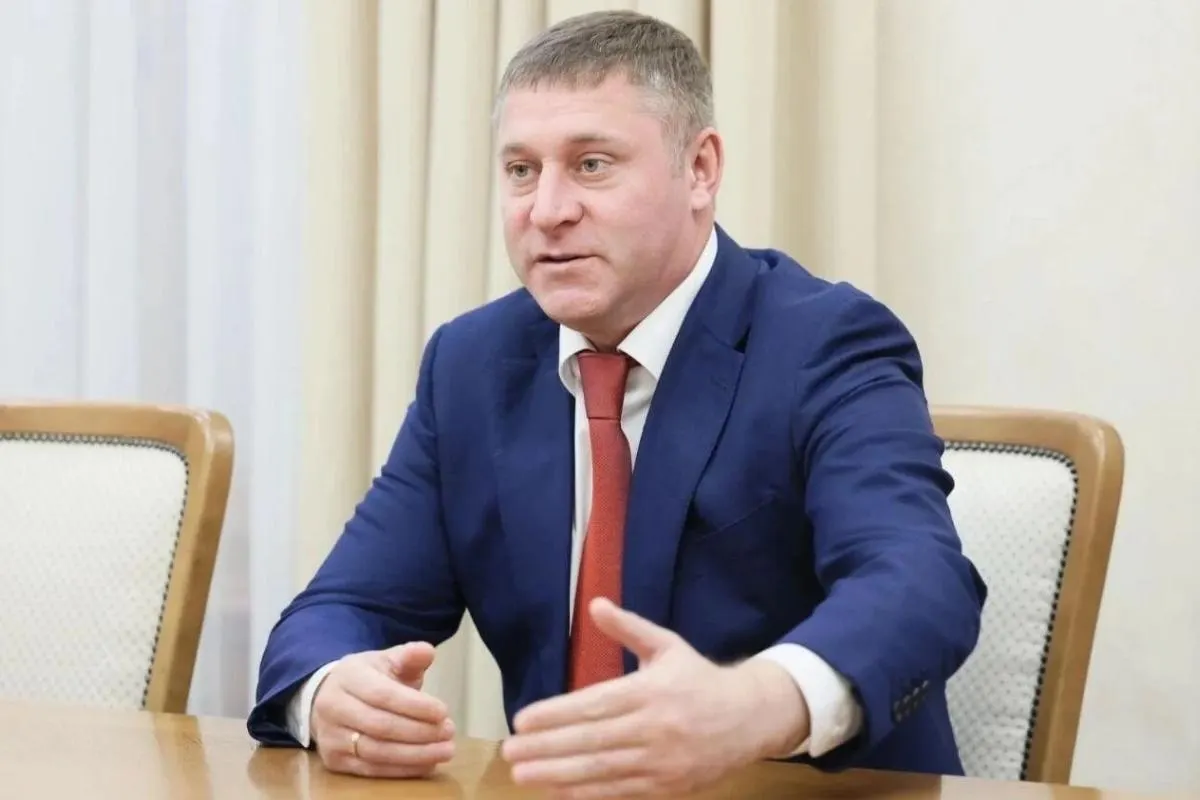Региональный лидер поделился планами по развитию экономики через застройку многоэтажек, рассказал о системе дрон‑перехватчиков и о выездной работе с населением приграничья.