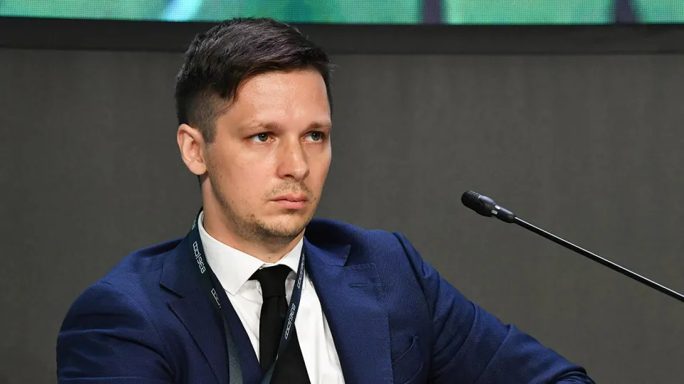 Расширение государственного сектора приближает экономику к критическому порогу, под которым обсуждаются меры налоговой и бюджетной политики.