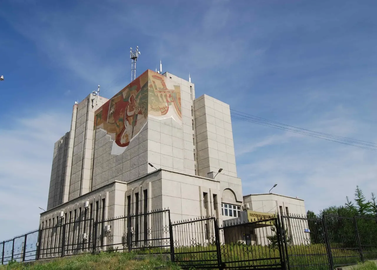 Правительственные меры позволяют закрывать несекретные архивные сведения, что усложняет исследование сталинских репрессий. Разбор порядка доступа продолжается.